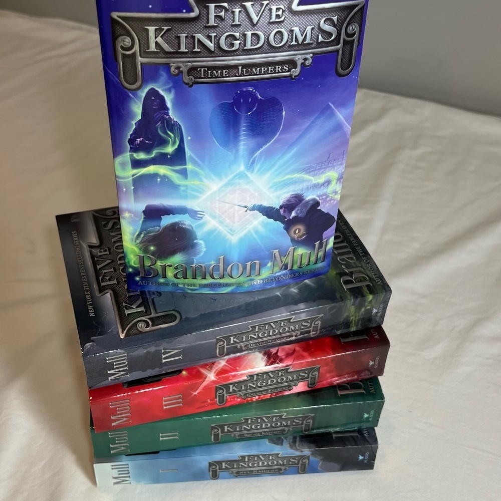Five Kingdoms Brandon Mull book set 1-5 YA middle school 8-14 grades 3-8 fantasy